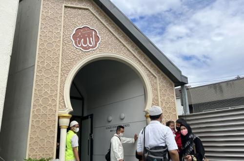 Masjid Nuruttaqwa: Pusat Kehidupan Beragama di Tengah Kehidupan Sehari-hari Cilacap